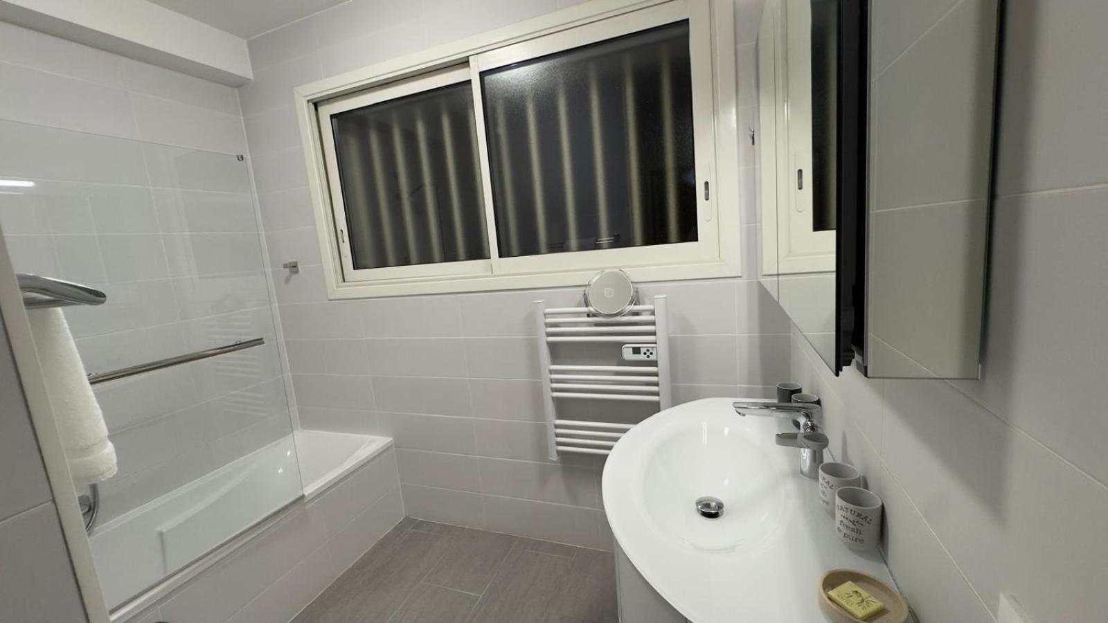 90M2 Apartement - Les Palmiers De 戛纳 外观 照片