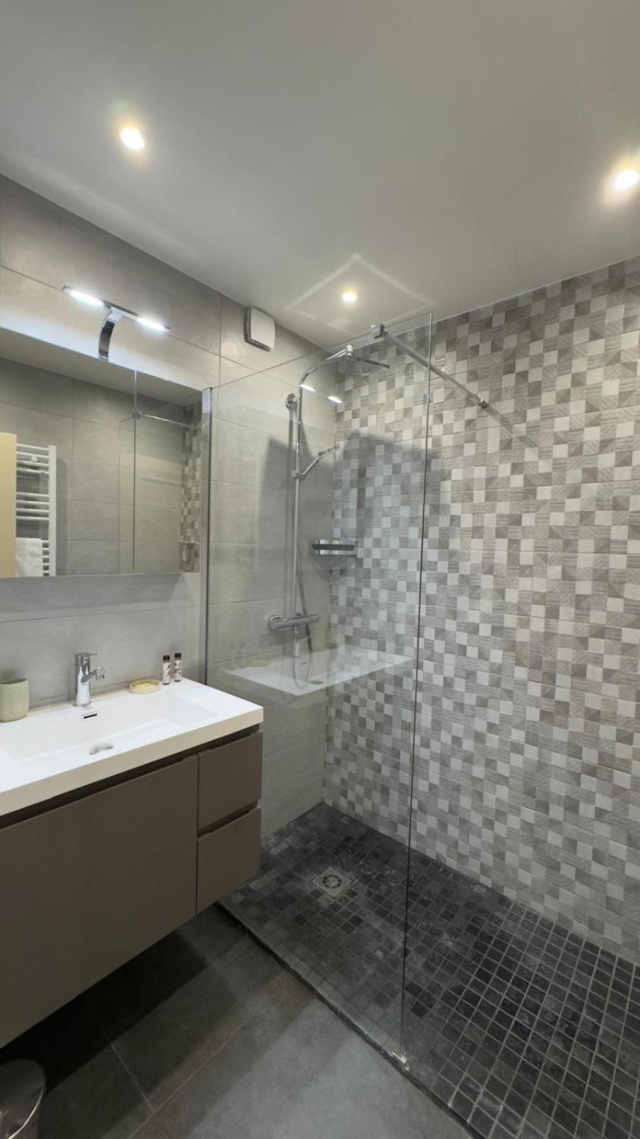 90M2 Apartement - Les Palmiers De 戛纳 外观 照片